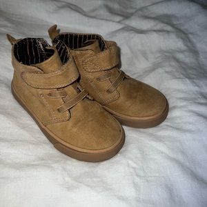 Tan suede zip up toddler shoes